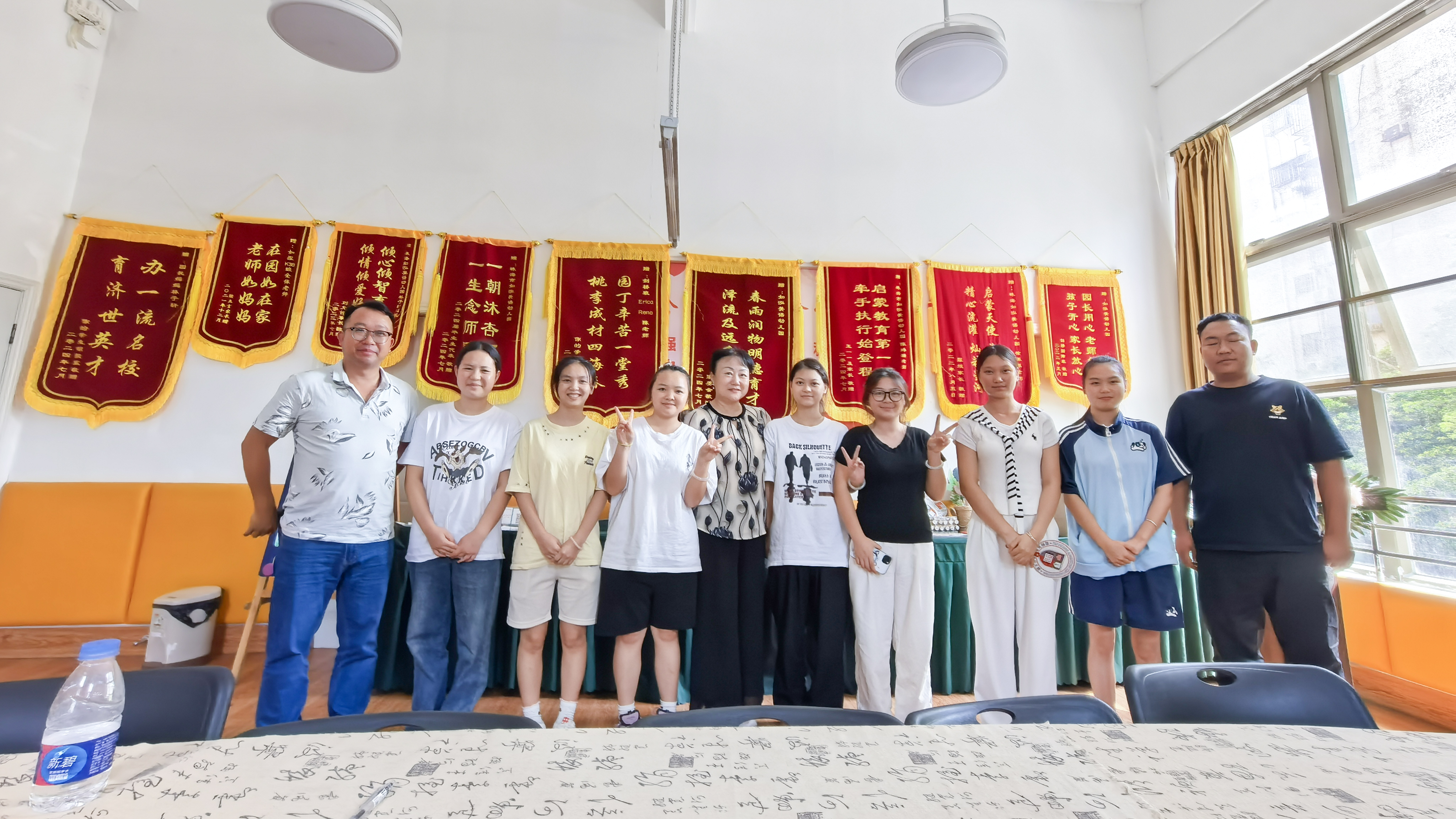 情系学徒成长，共筑幼教未来——学校领导深入幼儿园看望学前教育现代学徒制学生